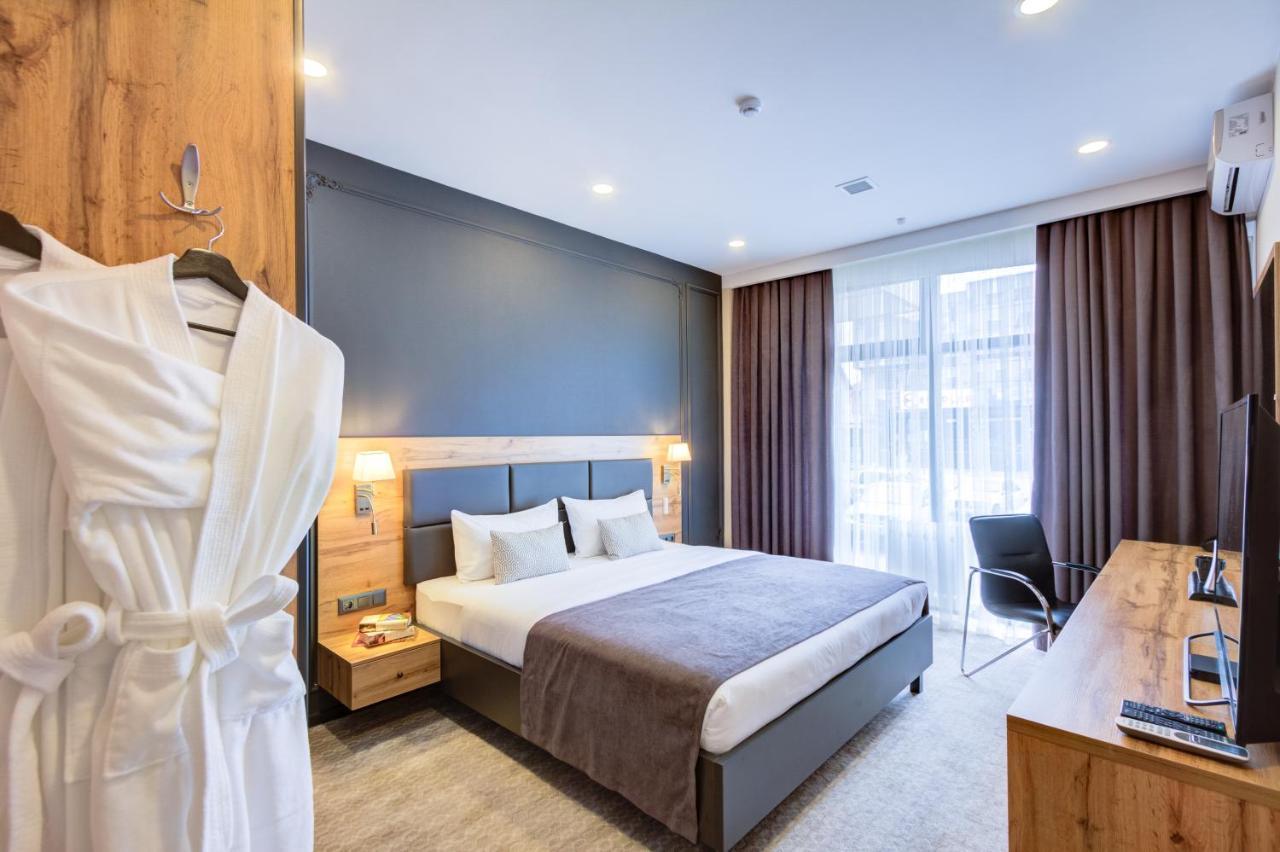 Aurum Hotel Μπισκέκ Εξωτερικό φωτογραφία