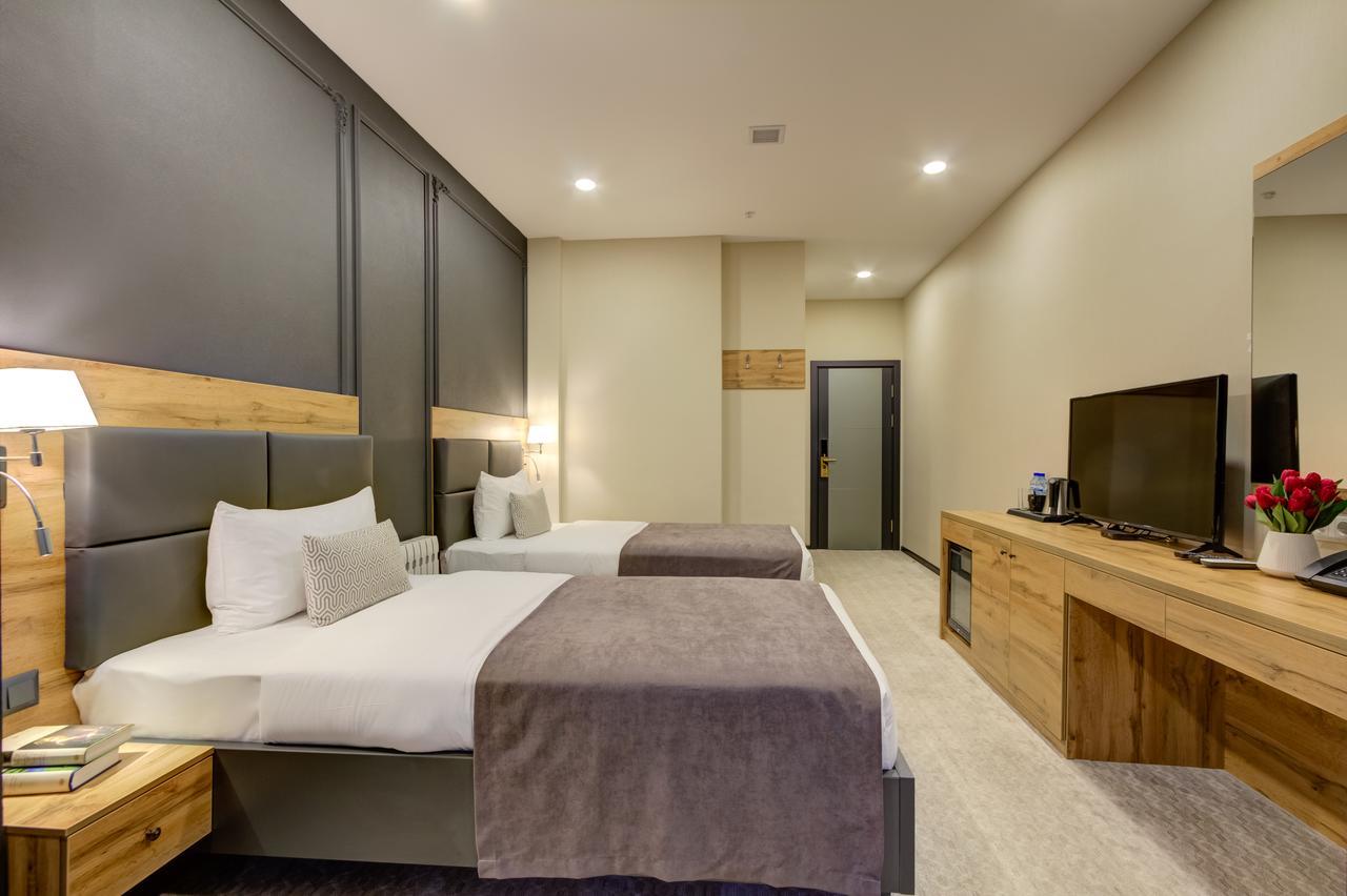 Aurum Hotel Μπισκέκ Εξωτερικό φωτογραφία