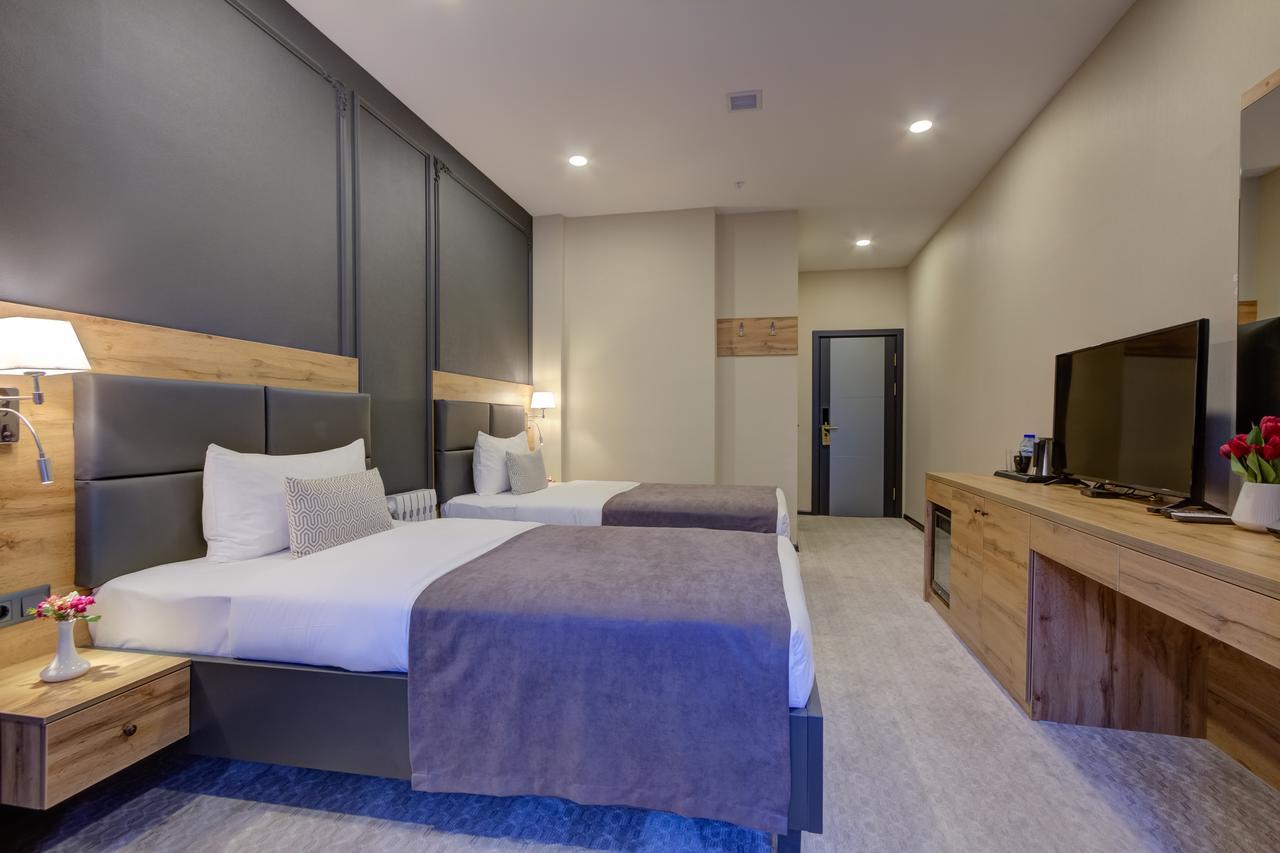 Aurum Hotel Μπισκέκ Εξωτερικό φωτογραφία
